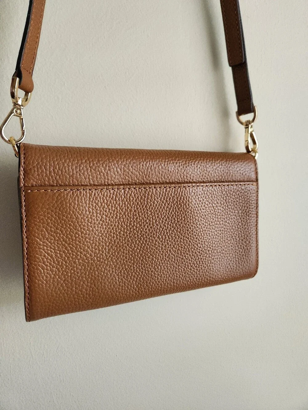 Michael Kors Mercer  Snap Button Pebble Leather  Crossbody Wallet
